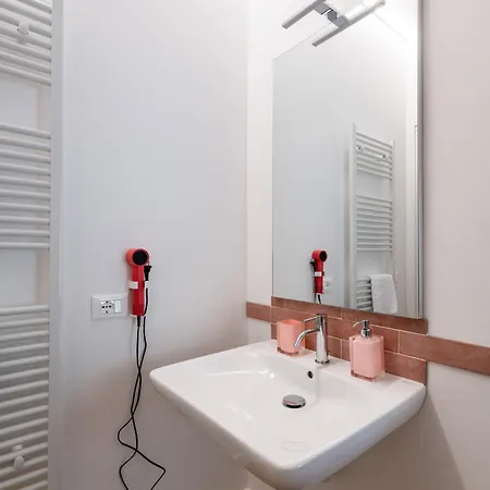 Panzió Lambo Cellini - 3*