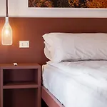 Lambo Cellini - Nocleg ze śniadaniem 3*